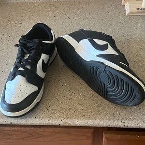 Men's Black and White Sneakers